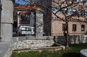 Lavadero original del s.XIX en el jardin de Don Felix Hotel en Rioseco de Sobrescobio